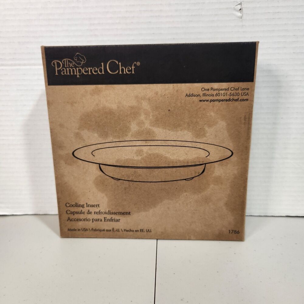 New In Box The Pampered Chef Green Silicone Cooling Insert #1786